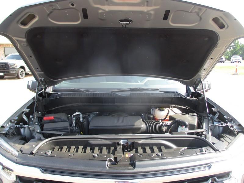 Chevrolet Silverado 1500 LT Crew Cab 4WD 2024