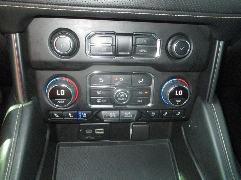 Chevrolet Suburban Premier 2021