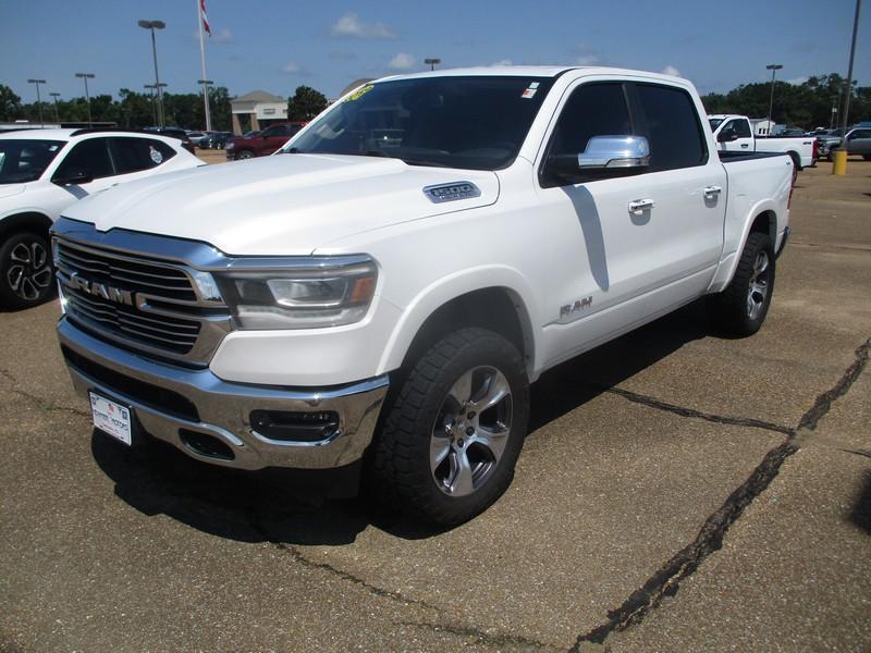 RAM 1500 Laramie Crew Cab SWB 4WD 2019