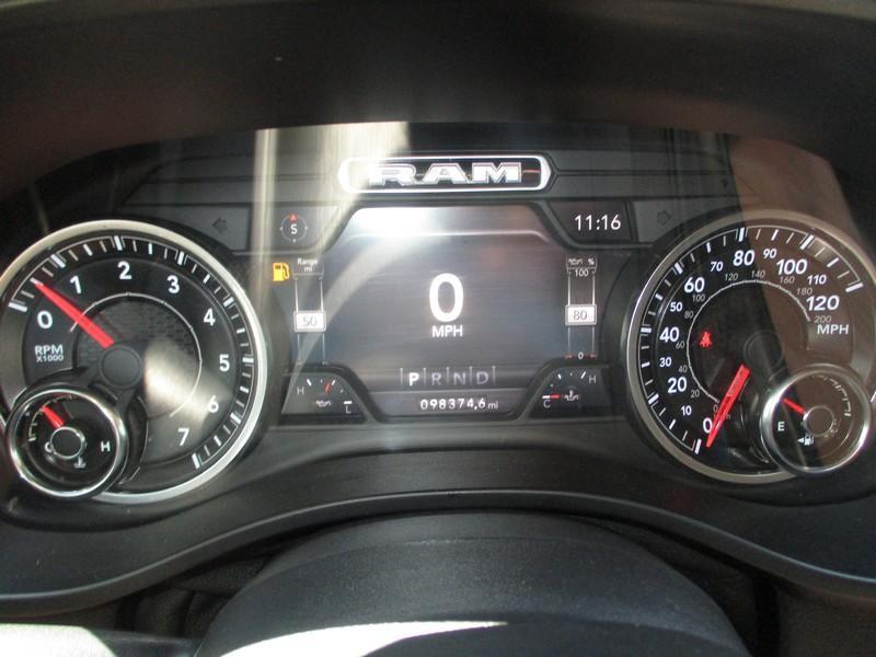 RAM 1500 Laramie Crew Cab SWB 4WD 2019