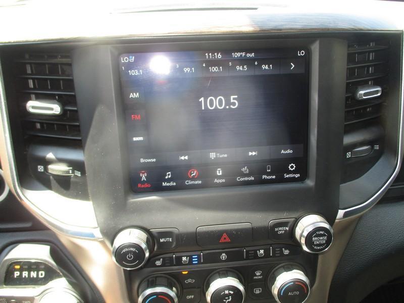 RAM 1500 Laramie Crew Cab SWB 4WD 2019