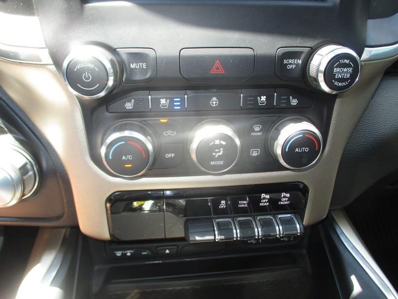 RAM 1500 Laramie Crew Cab SWB 4WD 2019