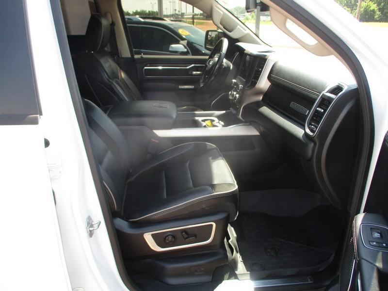 RAM 1500 Laramie Crew Cab SWB 4WD 2019