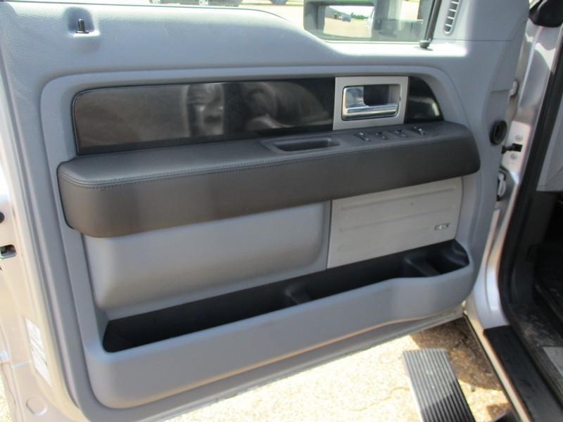 Ford F-150 Platinum SuperCrew 5.5-ft. Bed 4WD 2011
