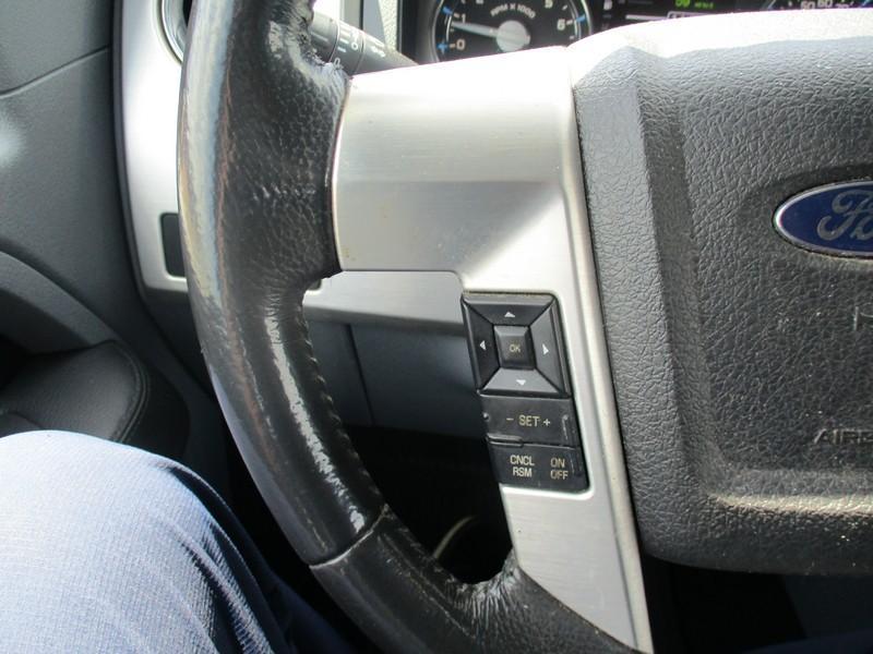 Ford F-150 Platinum SuperCrew 5.5-ft. Bed 4WD 2011