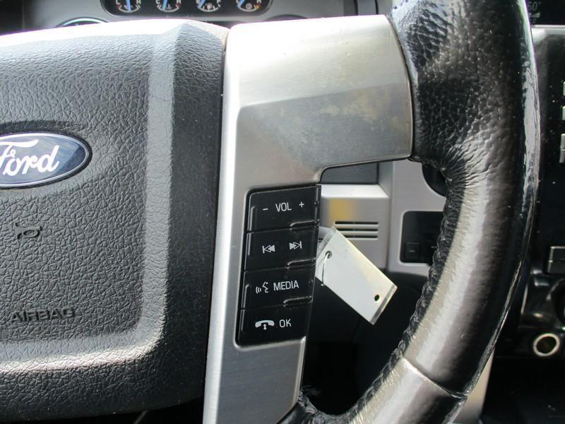 Ford F-150 Platinum SuperCrew 5.5-ft. Bed 4WD 2011