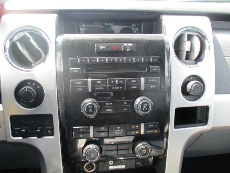 Ford F-150 Platinum SuperCrew 5.5-ft. Bed 4WD 2011