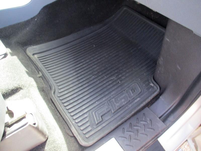 Ford F-150 Platinum SuperCrew 5.5-ft. Bed 4WD 2011