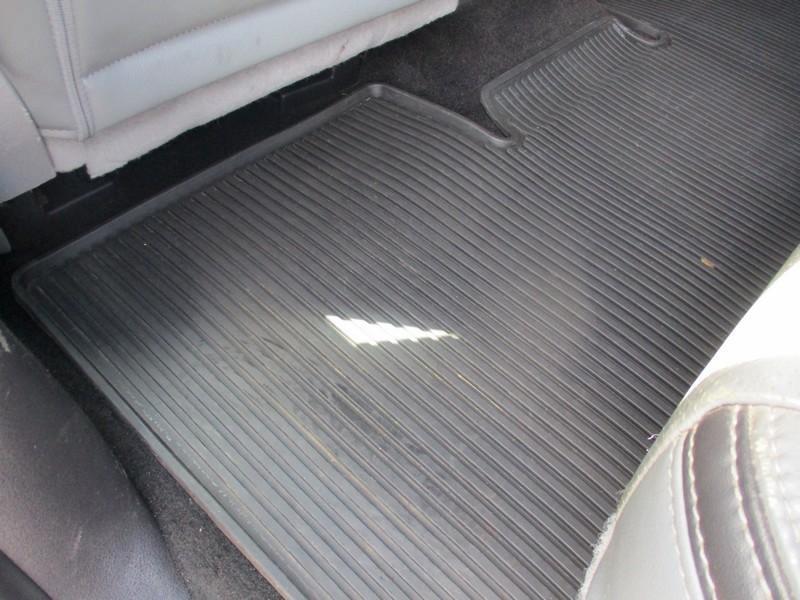 Ford F-150 Platinum SuperCrew 5.5-ft. Bed 4WD 2011