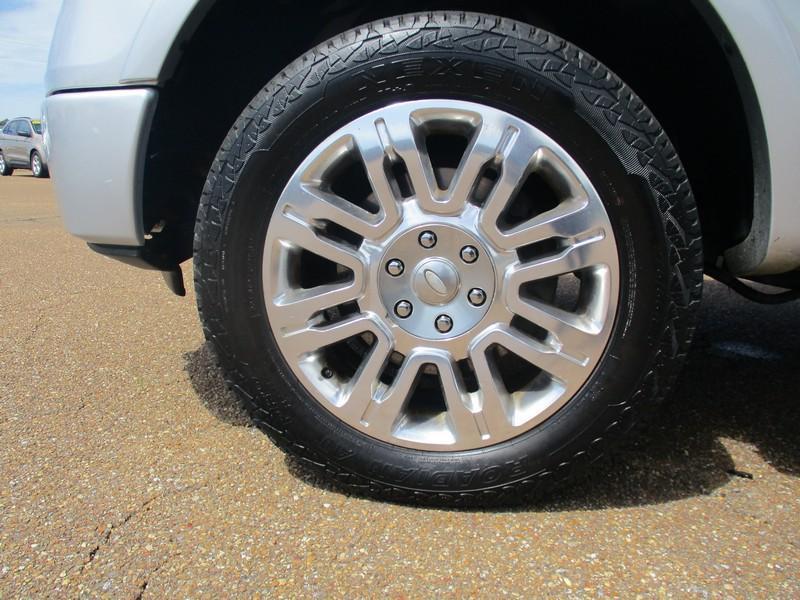 Ford F-150 Platinum SuperCrew 5.5-ft. Bed 4WD 2011