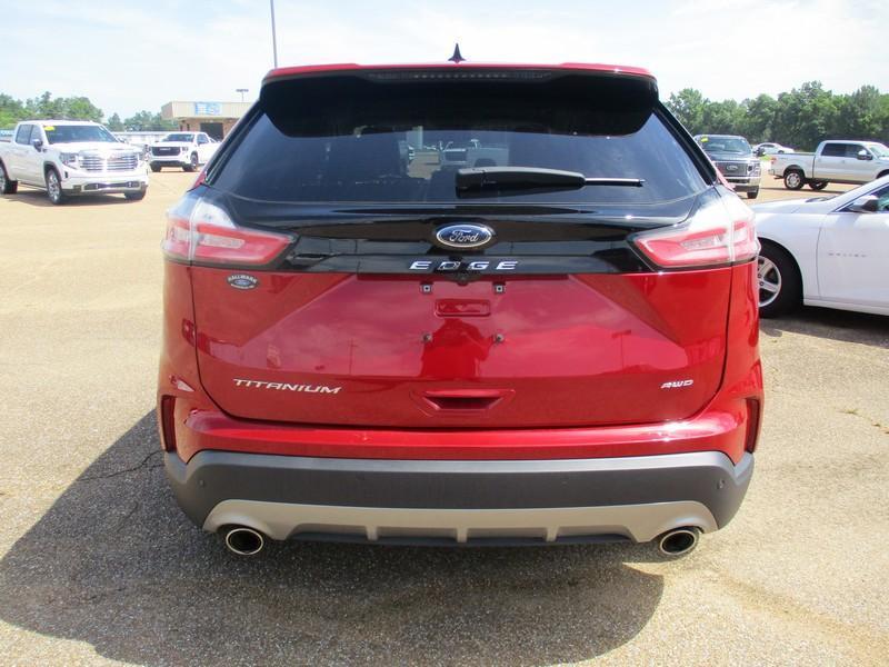 Ford Edge Titanium 2024