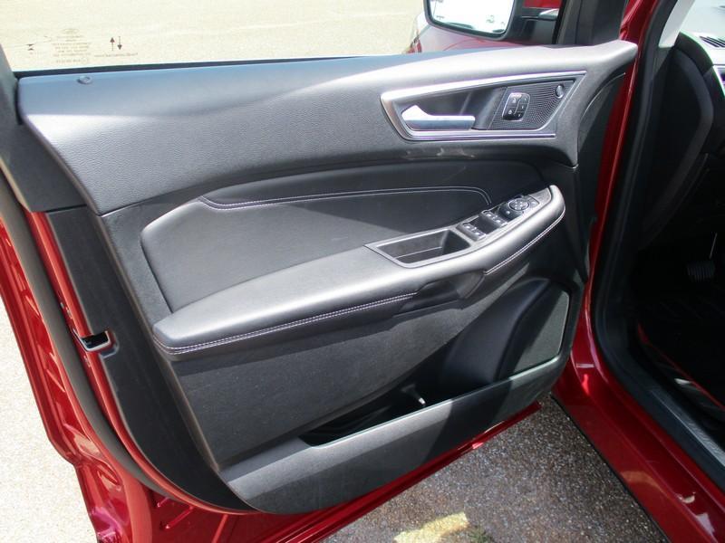 Ford Edge Titanium 2024