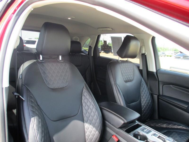 Ford Edge Titanium 2024