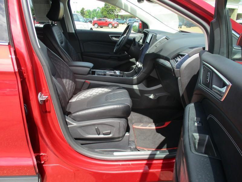 Ford Edge Titanium 2024