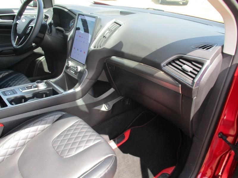 Ford Edge Titanium 2024
