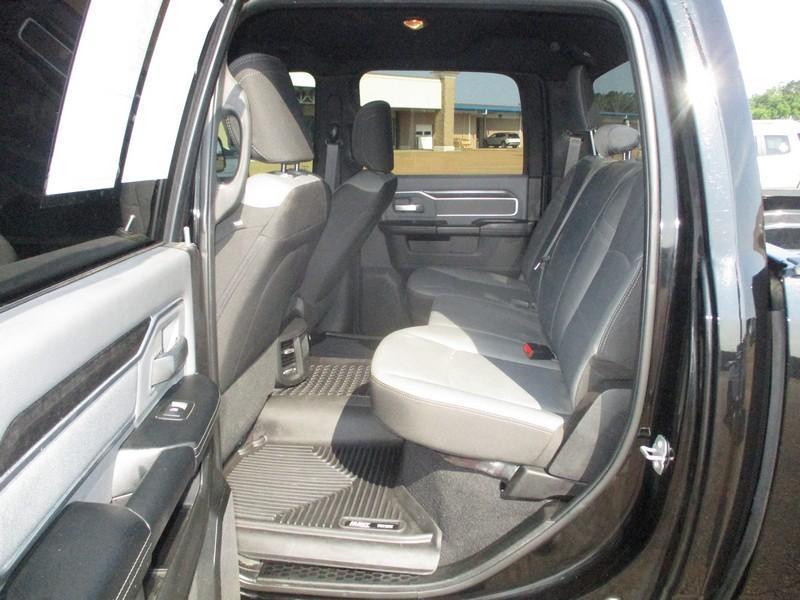RAM 2500 Tradesman Crew Cab SWB 4WD 2022