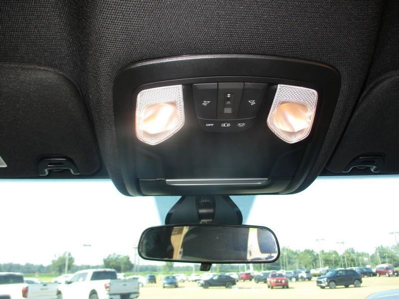 RAM 2500 Tradesman Crew Cab SWB 4WD 2022