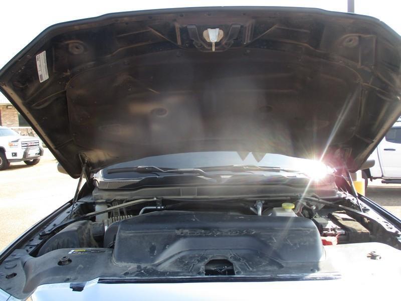 RAM 2500 Tradesman Crew Cab SWB 4WD 2022