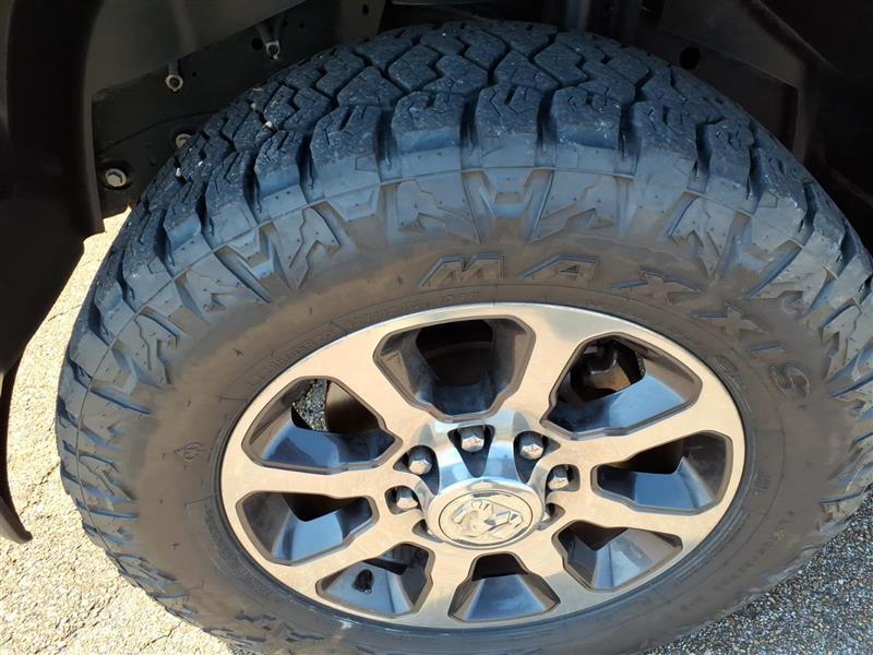 RAM 2500 Tradesman Crew Cab SWB 4WD 2022
