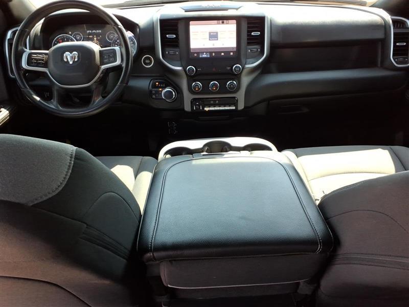 RAM 2500 Tradesman Crew Cab SWB 4WD 2022