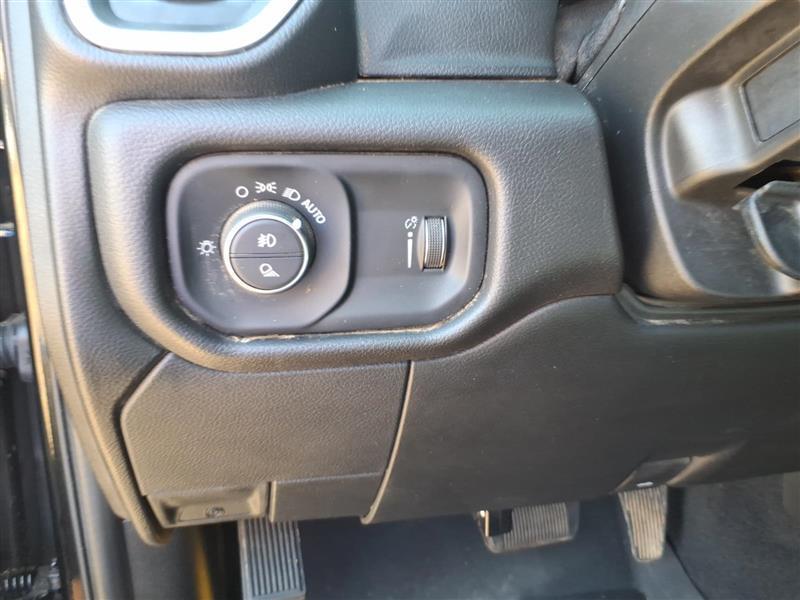 RAM 2500 Tradesman Crew Cab SWB 4WD 2022