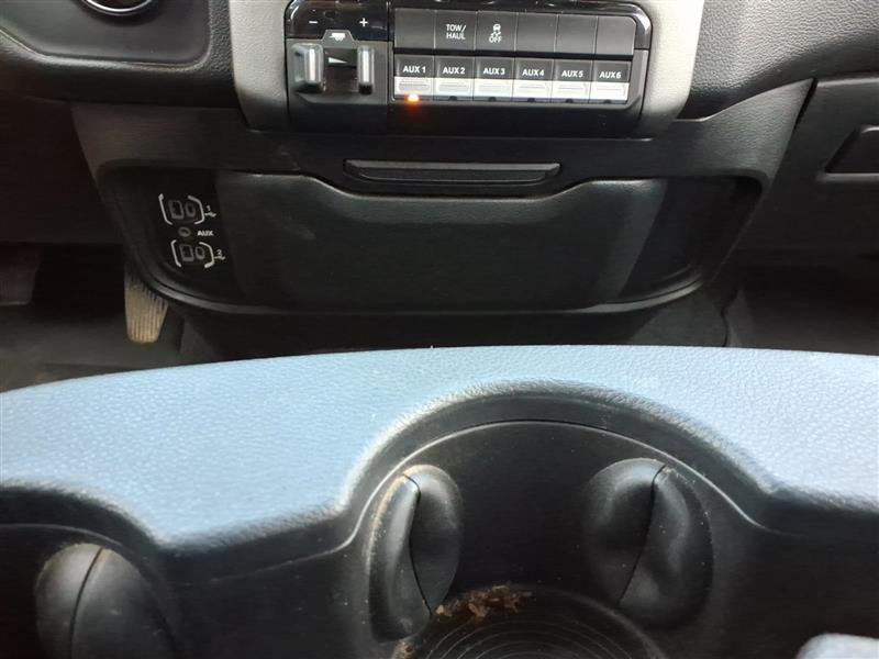 RAM 2500 Tradesman Crew Cab SWB 4WD 2022