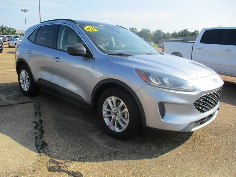 2022 Ford Escape Hybrid SE
