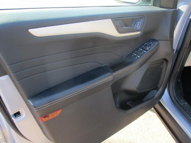 Ford Escape Hybrid SE 2022