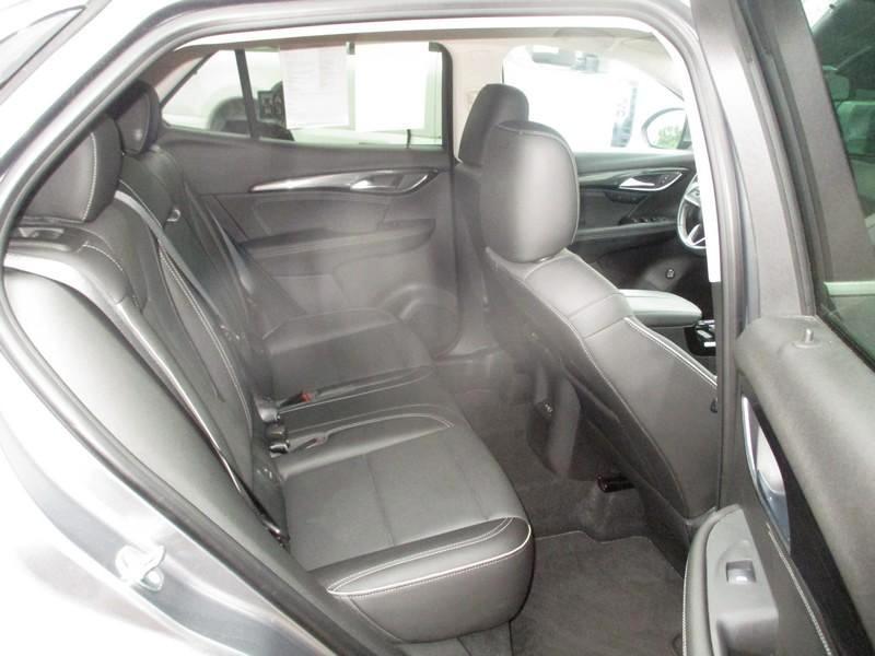 Buick Envision Essense 2022