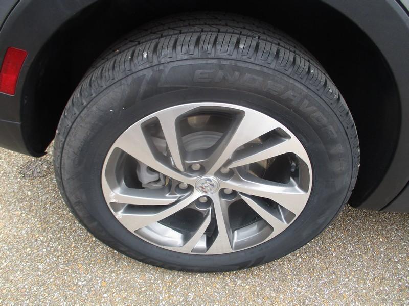 Buick Envision Essense 2022