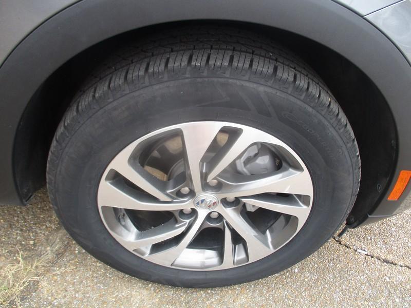 Buick Envision Essense 2022