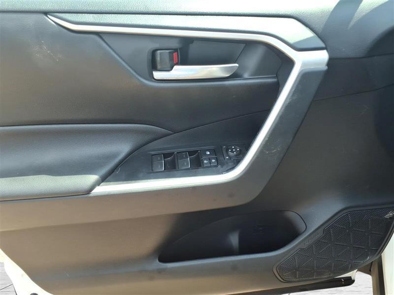 Toyota RAV4 Hybrid XLE 2022