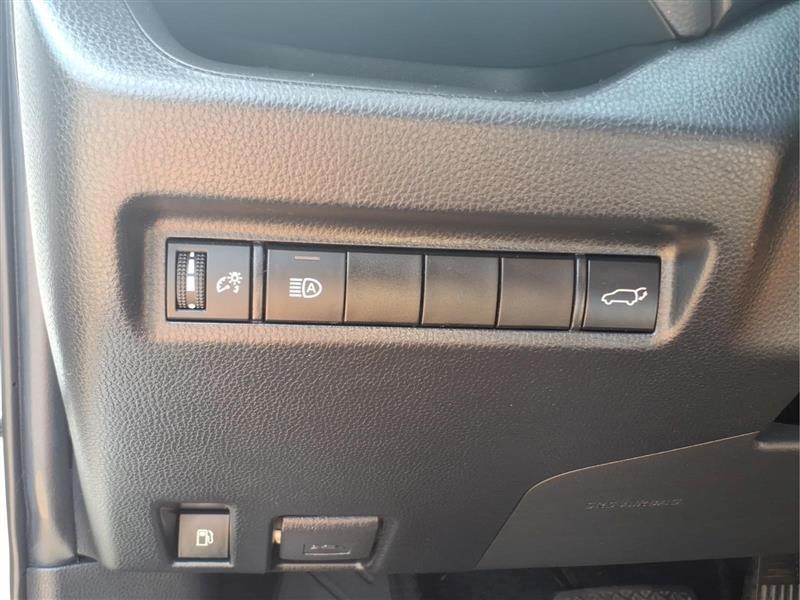 Toyota RAV4 Hybrid XLE 2022