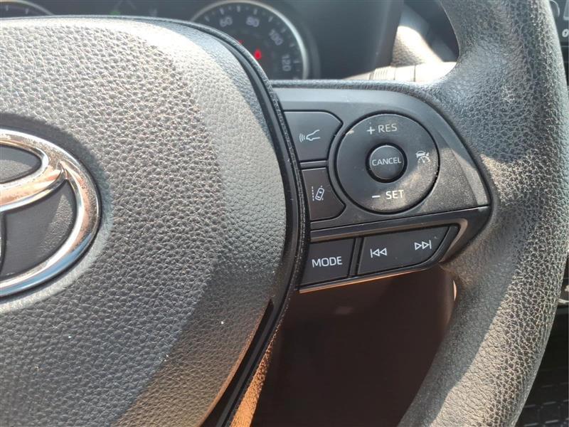 Toyota RAV4 Hybrid XLE 2022
