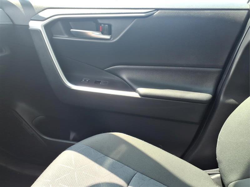 Toyota RAV4 Hybrid XLE 2022