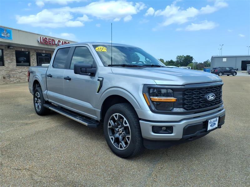 Ford F-150 STX SuperCrew 4WD 2025