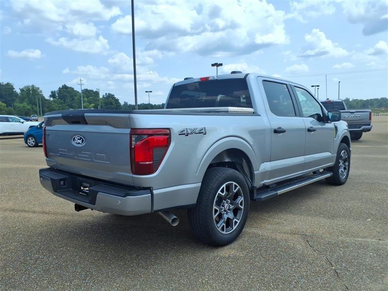 Ford F-150 STX SuperCrew 4WD 2025