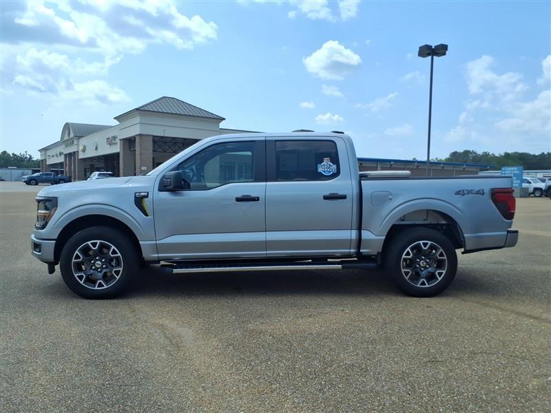 Ford F-150 STX SuperCrew 4WD 2025