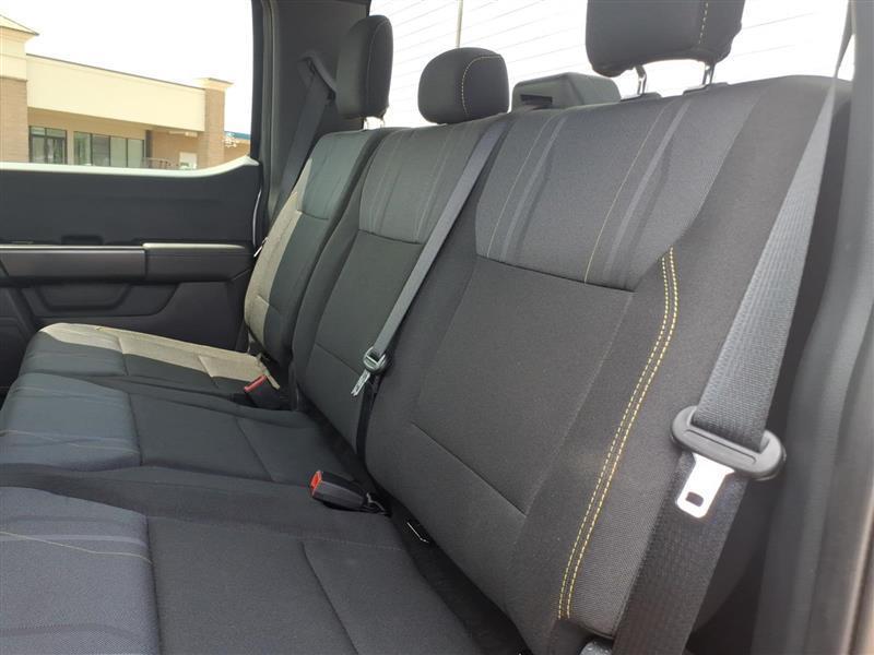 Ford F-150 STX SuperCrew 4WD 2025