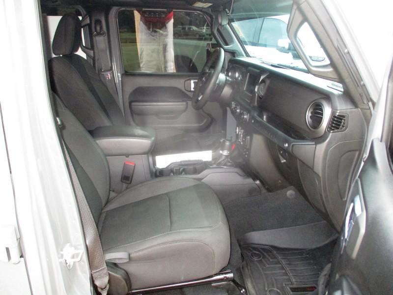 Jeep Wrangler Unlimited Sport 2023