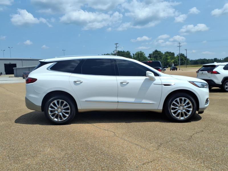 Buick Enclave Essence FWD 2021