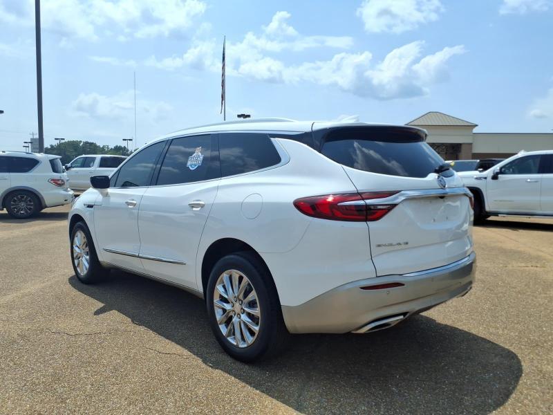 Buick Enclave Essence FWD 2021