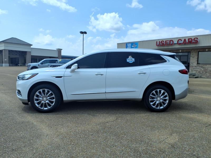 Buick Enclave Essence FWD 2021