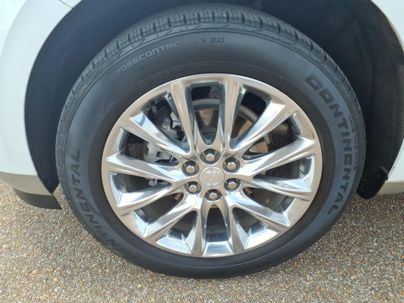 Buick Enclave Essence FWD 2021