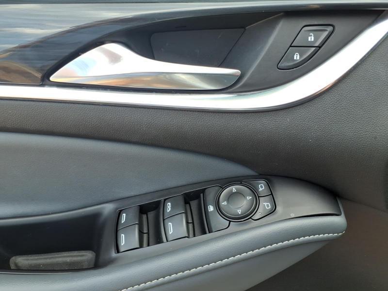 Buick Enclave Essence FWD 2021