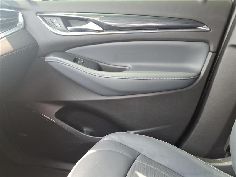 Buick Enclave Essence FWD 2021