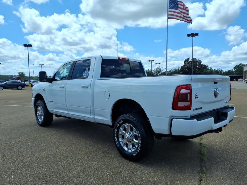 RAM 2500 Laramie Crew Cab SWB 4WD 2024