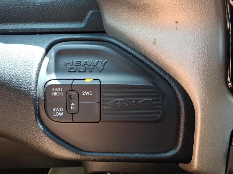 RAM 2500 Laramie Crew Cab SWB 4WD 2024