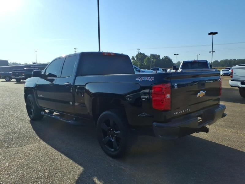 Chevrolet Silverado 1500 Work Truck Double Cab 4WD 2017
