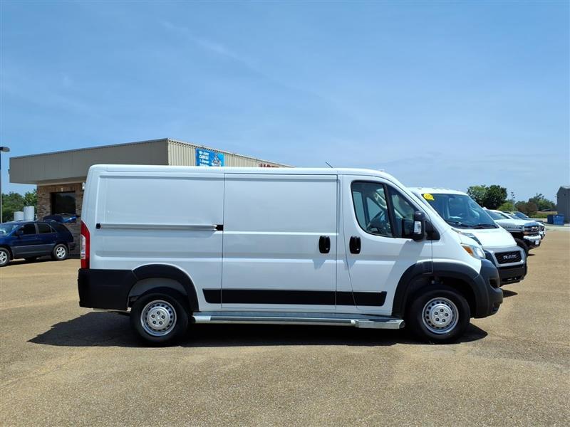 RAM Promaster 2500 Low Roof 2025
